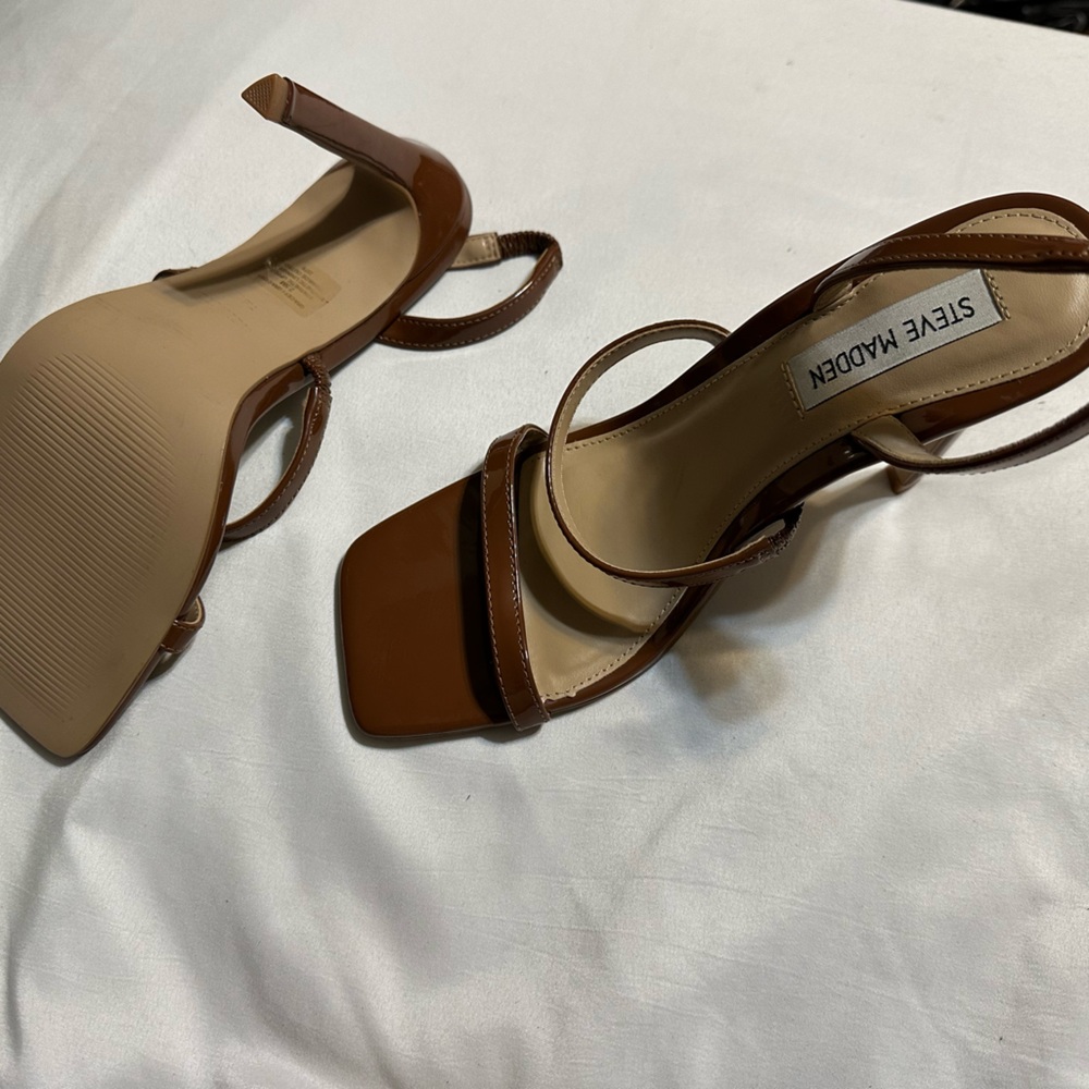 Steve Madden Women's Gracey Heeled Strappy Dress Sandal - Picture 2 of 3